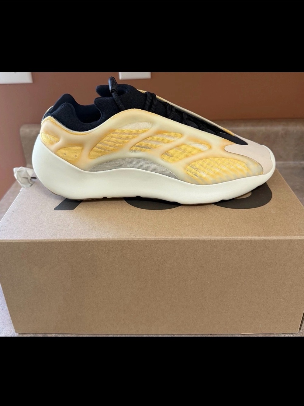 Yeezy 700
